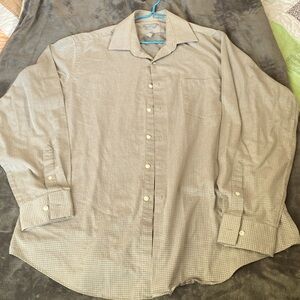 VanHeusen Men’s Dress Shirt 16 1/2 34/35